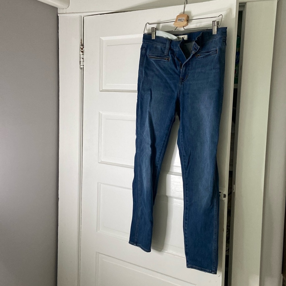Madewell jeans size 28